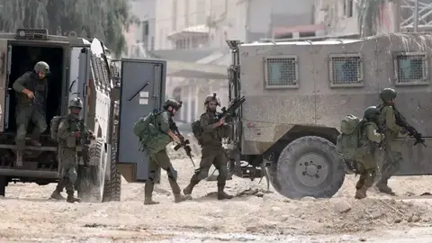 Israeli soldiers in West Bank