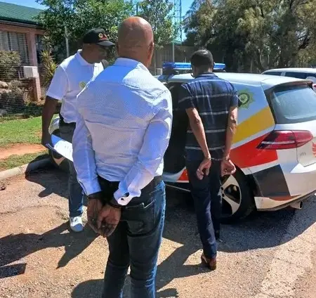 Hawks arrest corrupt municipal officials