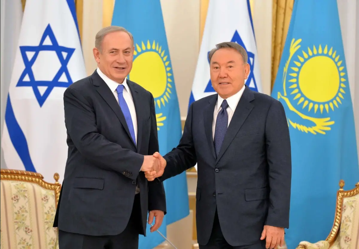 Benjamin Netanyahu and Nursultan Nazarbayev