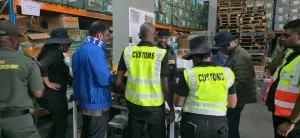 Law enforcements raid in Sydenham