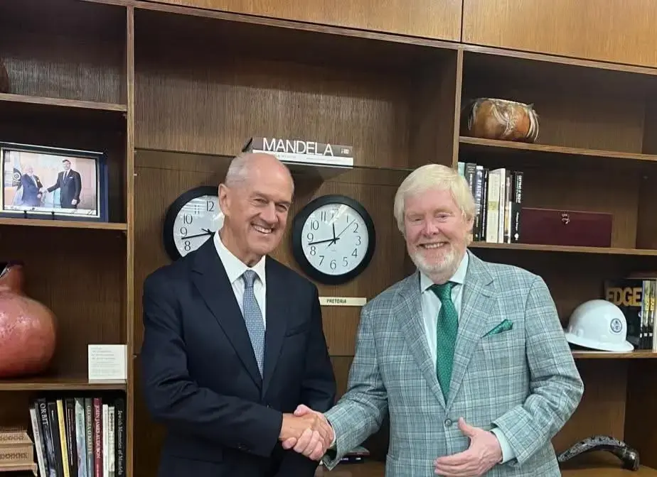 Roelf Meyer and US ambassador Brent Bozell at the U.S. Embassy in Pretoria