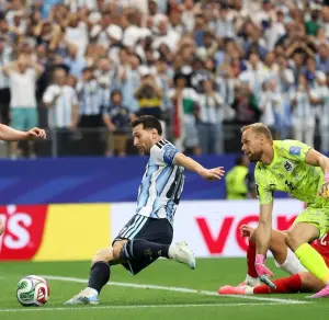 Argentina vs Austria in the World Cup Group J clash