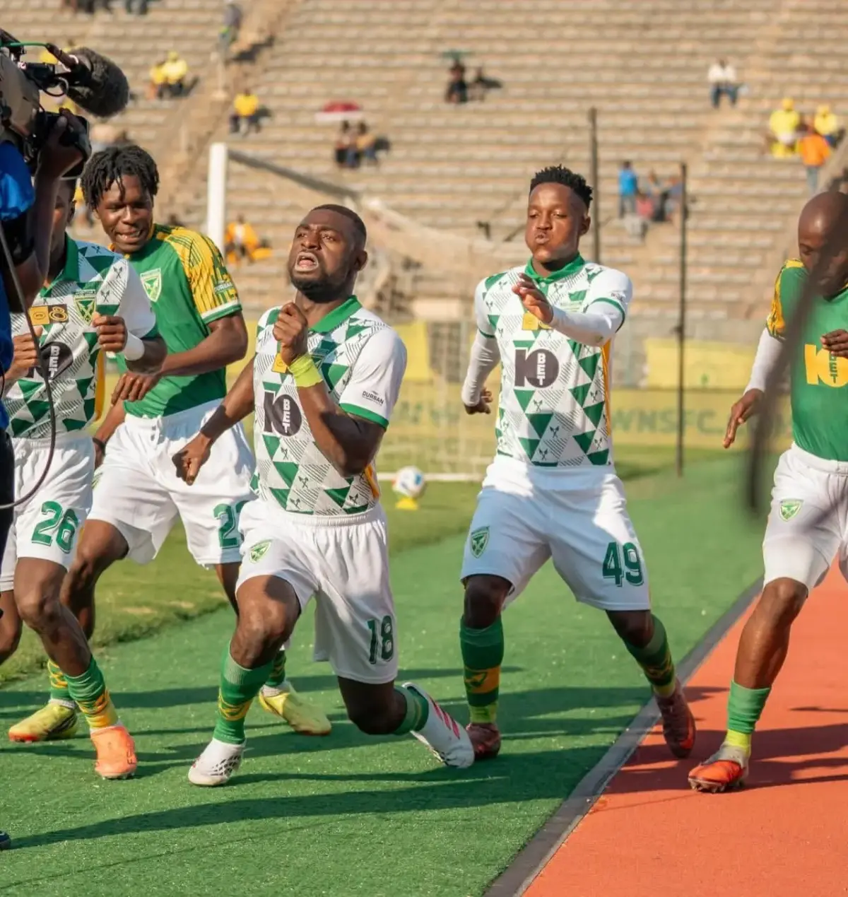 Golden Arrows stun Sundowns to seize MTN8 semi-final advantage
