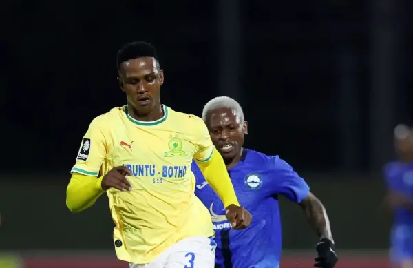 Mamelodi Sundowns thrash Richards Bay to stay clear at the summit
